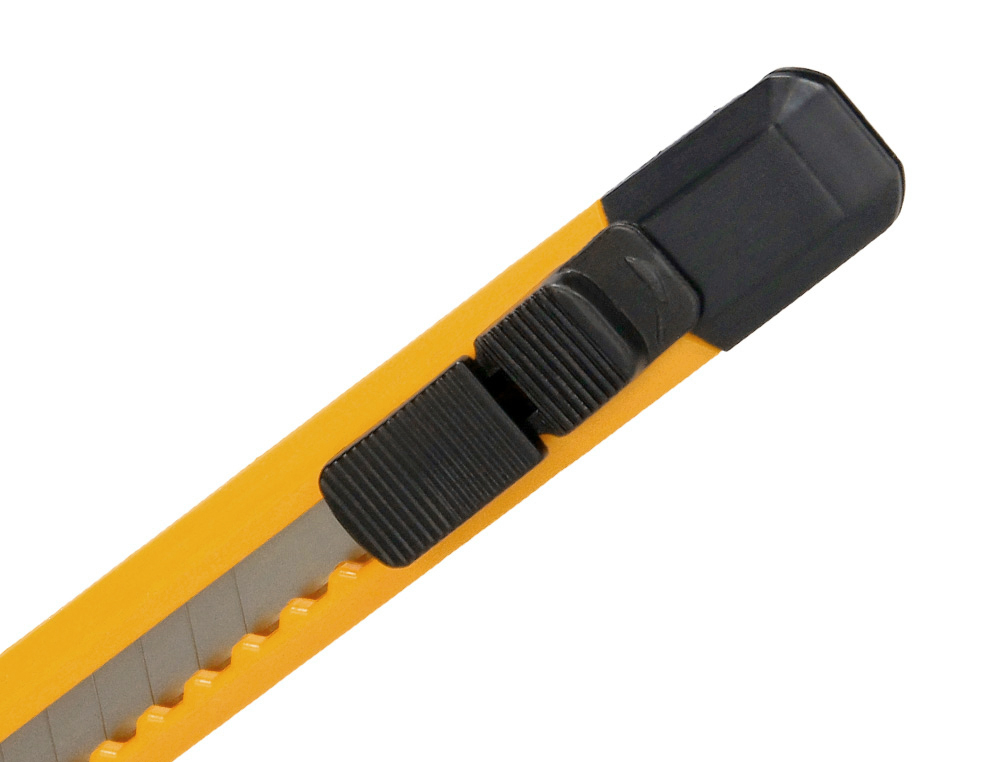 X-ATO Q-CONNECT ESTREITO DE PLASTICO LAMINA DE ACO 9 MM DE LARGURA COMPRIMENTO 135 MM BLISTER DE 1 UNIDADE
