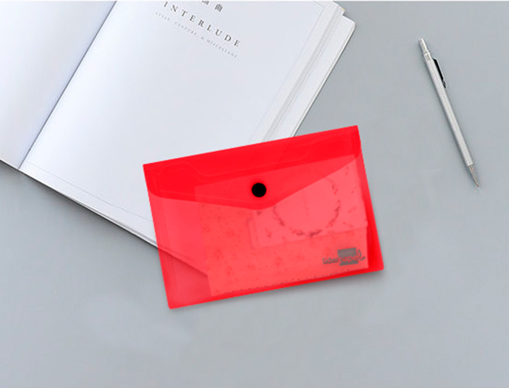 BOLSA PORTA DOCUMENTOS LIDERPAPEL COM MOLA DIN A7 VERMELHO TRANSLUCIDO