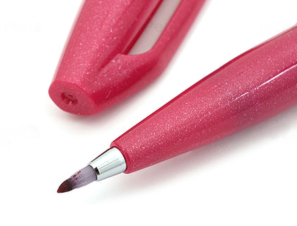 CANETA PINCEL PENTEL TOUCH PARA CALIGRAFIA COR VERMELHO VINHO