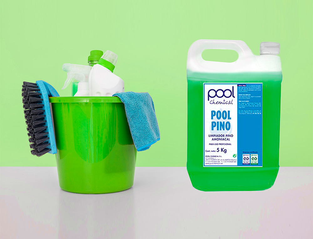 LIQUIDO DE LIMPEZA AMONIACAL POOL CHEMICAL AROMA PINHO GARRAFA 5 LITROS