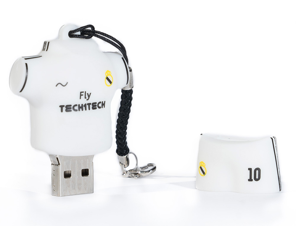PEN DRIVE USB TECH ONE TECH EQUIPAMENTO FUTEBOL REAL MADRID 32 GB
