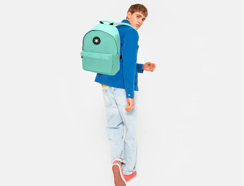MOCHILA ANTARTIK COM ASA E BOLSO COM FECHO COR VERDE MENTA 310X160X410 MM