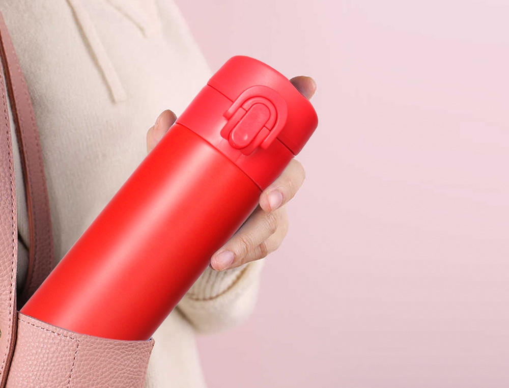 TERMO LIDERPAPEL ACO INOXIDAVEL COM DUPLA COBERTURA E SISTEMA DE ABERTURA FACIL COM BOTAO 330 ML COR VERMELHO