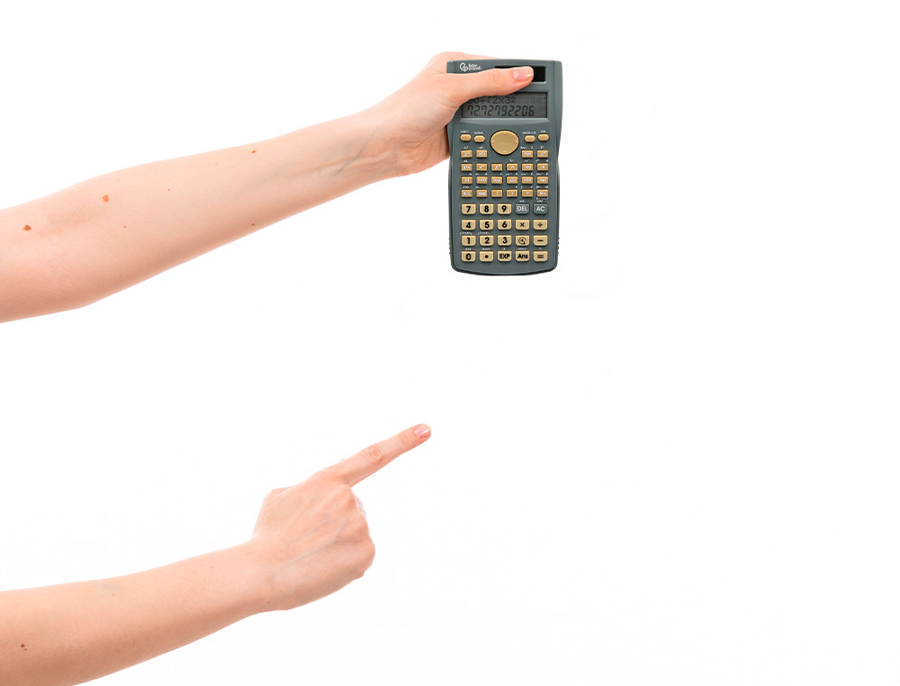 CALCULADORA LIDERPAPEL CIENTIFICA XF34 12 DIGITOS 240 FUNCOES COM TAMPA SOLAR E PILHAS COR CINZA 156X85X20 MM