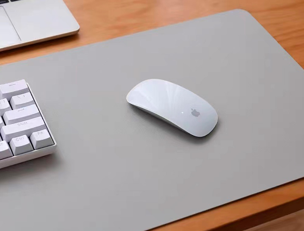 TAPETE DE RATO Q-CONNECT XXL COM BASE EM PELE E CAMURÇA COR CINZENTA 800X400X2 MM