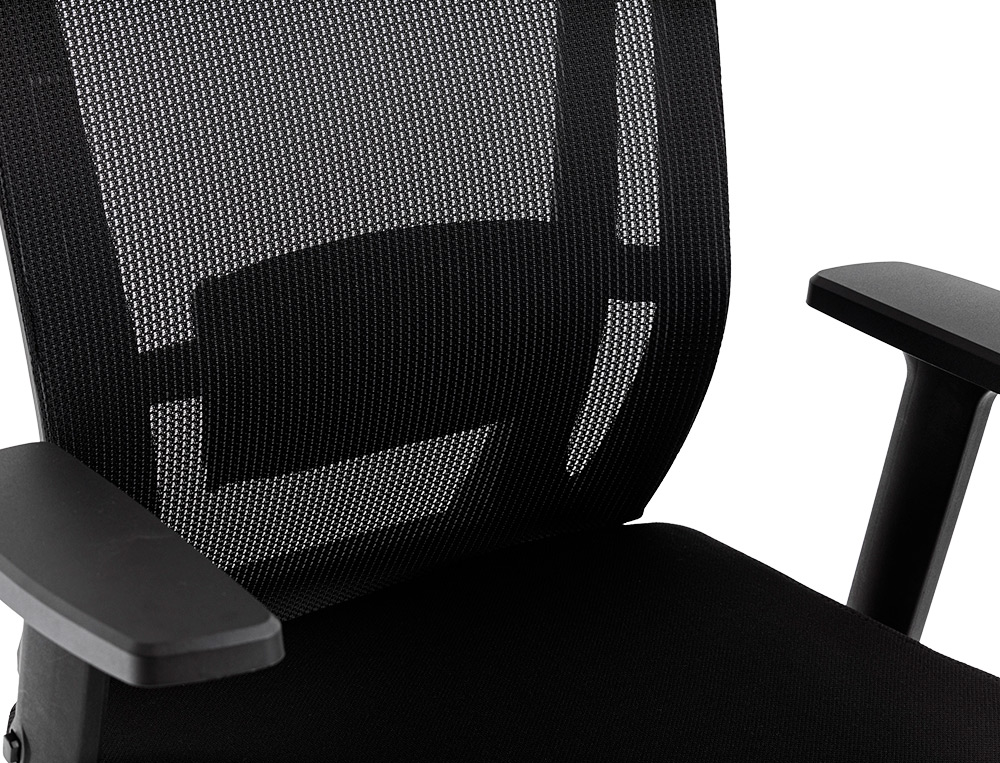CADEIRA GIRATORIA Q-CONNECT ERGONOMICA ENCOSTO ALTO E APOIO DE CABECA AJUSTAVEL EM ALTURA 1180+100X630X625 MM COR PRETO