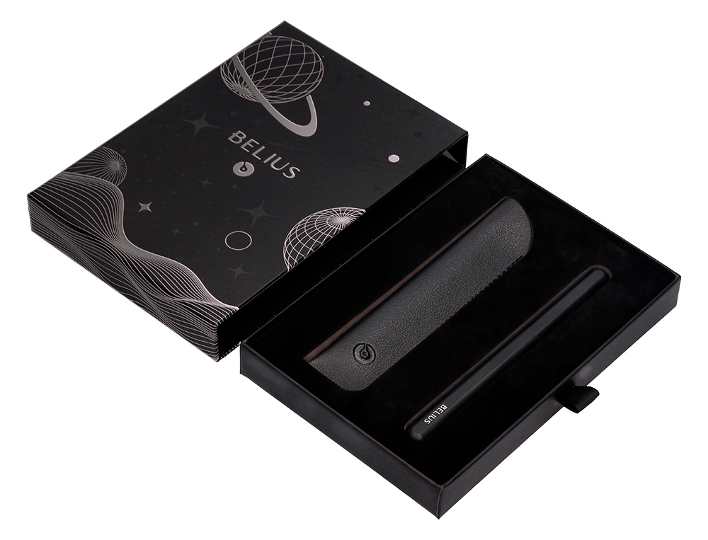 ROLLER E BOLSA EM IMITACAO PELE BELIUS SPACE B DESENHO MINIMALISTA PRETO TINTA AZUL CAIXA DESIGN