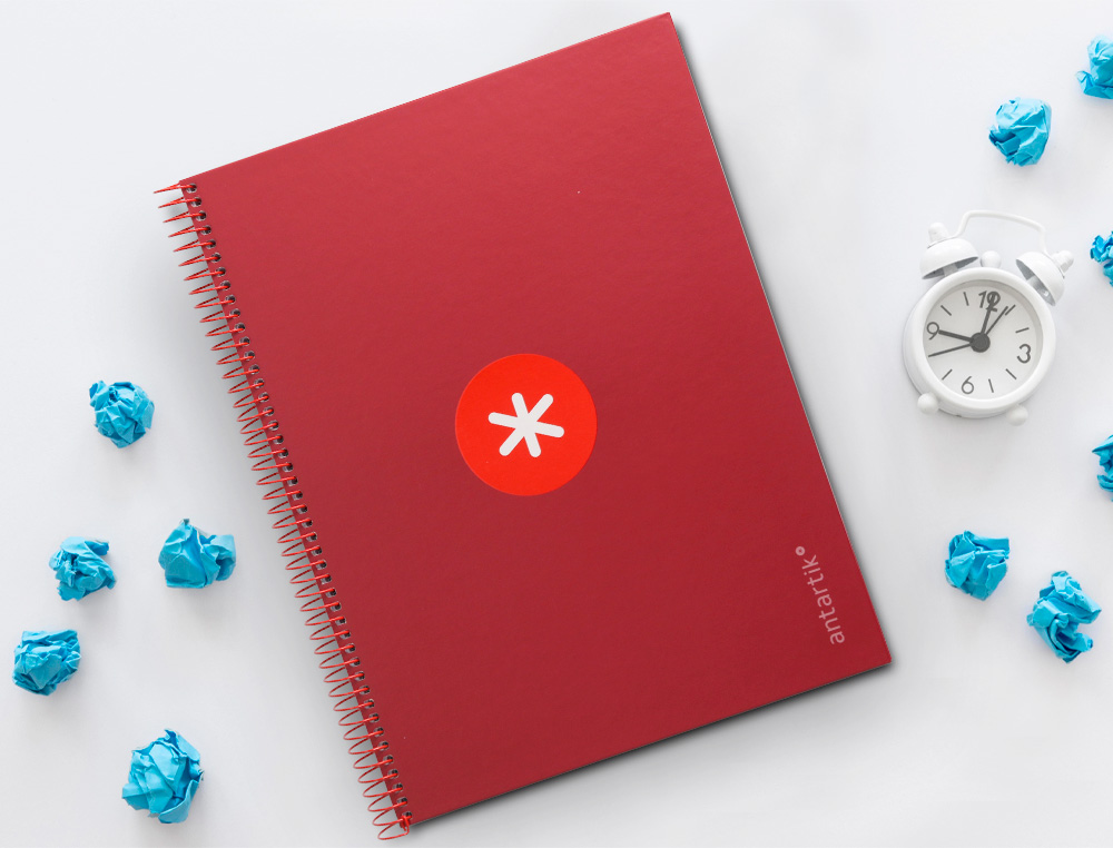 CADERNO ESPIRAL LIDERPAPEL A4 MICRO ANTARTIK CAPA FORRADA 80 F 90 GR QUADRICULA 5MM 1 BANDA 4 FUROS EXPOSITOR