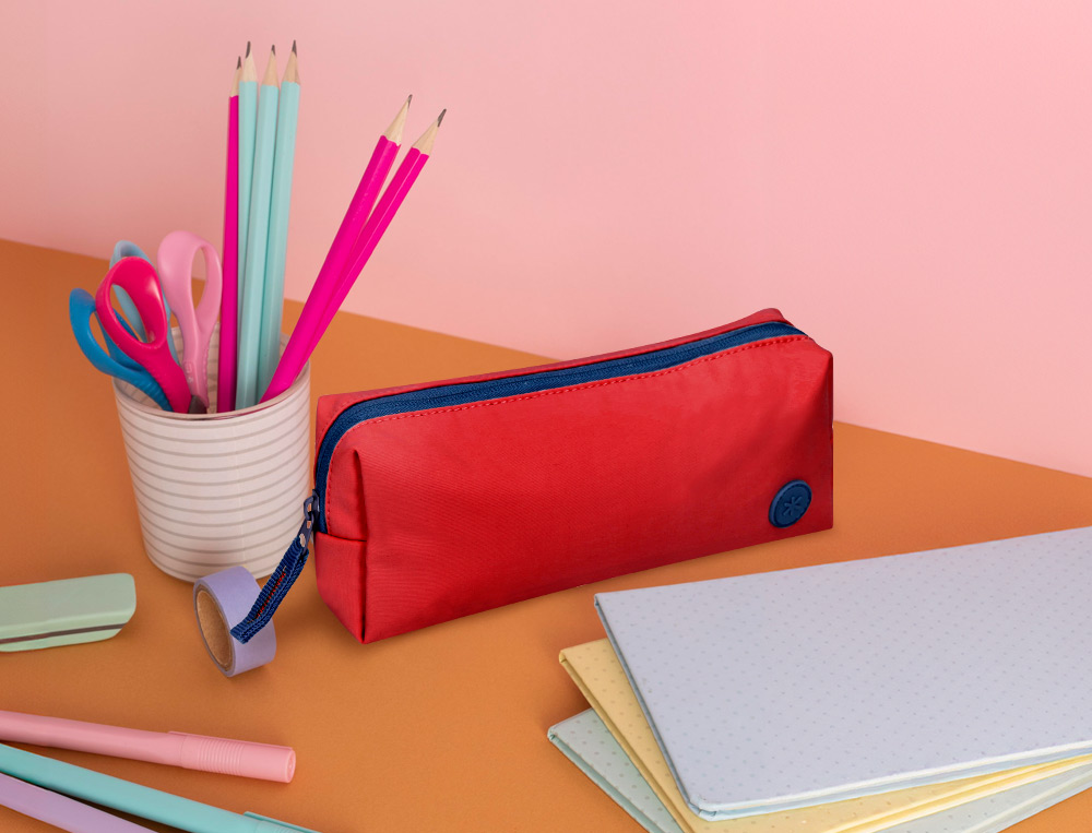 ESTOJO ESCOLAR ANTARTIK 1 COMPARTIMENTO COMPLEMENTO DA MOCHILA TEENS COR GRANATE 80X55X210 MM