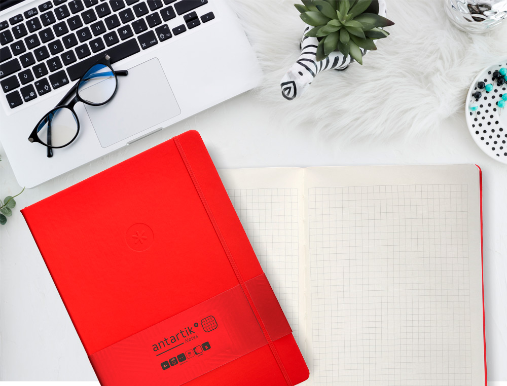 CADERNO COM ELASTICO ANTARTIK NOTES CAPA DURA A4 QUADRICULADO VERMELHO 100 FOLHAS 80 GR FSC