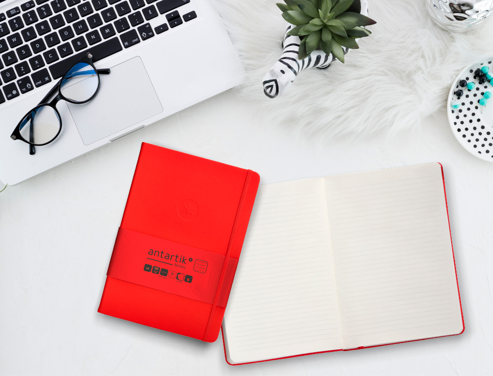 CADERNO COM ELASTICO ANTARTIK NOTES CAPA DURA A5 PAUTADO VERMELHO 100 FOLHAS 80 GR FSC