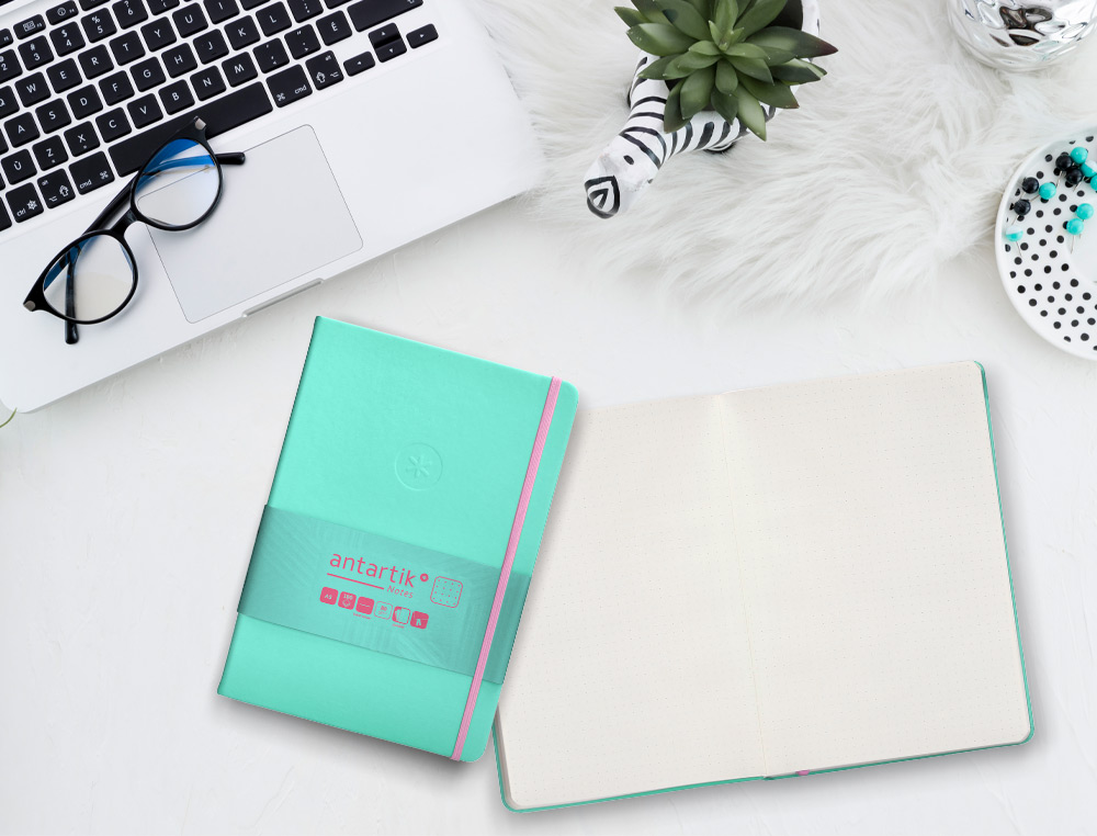 CADERNO COM ELASTICO ANTARTIK NOTES CAPA DURA A5 PONTILHADO ROSA E TURQUESA 100 FOLHAS 80 GR FSC