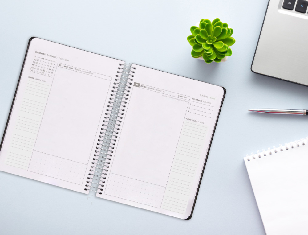 AGENDA ESPIRAL ANTARTIK ESSENTIALS A5+ 2026 DIA PAGINA PRETO PAPEL 80 GR FSC