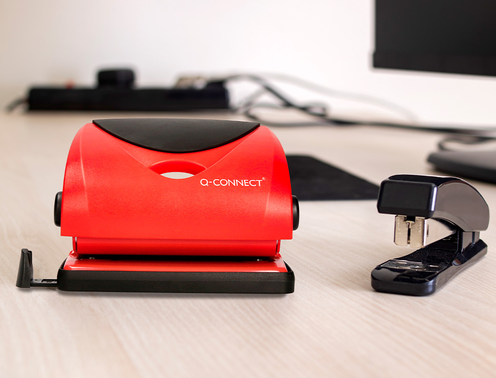 FURADOR Q-CONNECT CAPACIDADE 20 FOLHAS VERMELHO