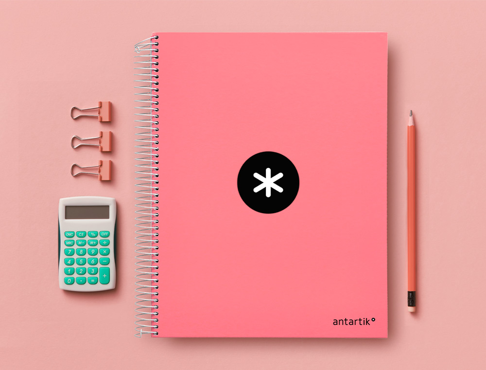 CADERNO ESPIRAL DIN A4 ANTARTIK CAPA FORRADA 120 F 100 GR QUADRICULA 5MM 5 BANDAS DE CORES COR CORAL