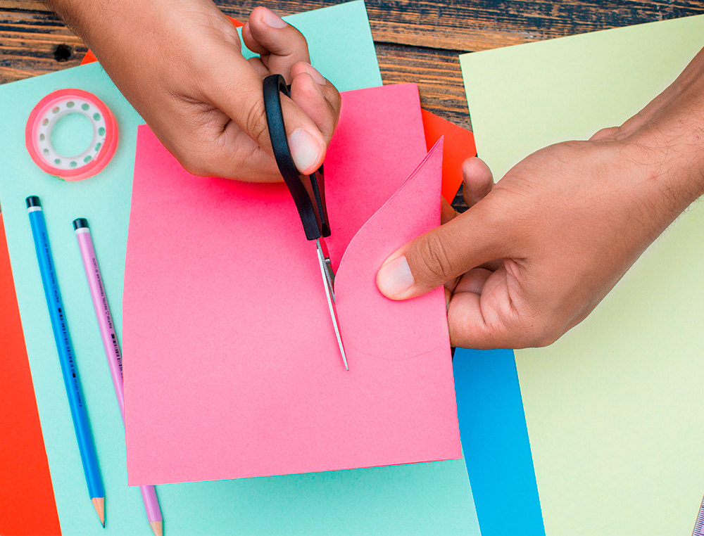 PAPEL DE COR Q-CONNECT DIN A4 80 GR AMARELO EMBALAGEM DE 500 FOLHAS